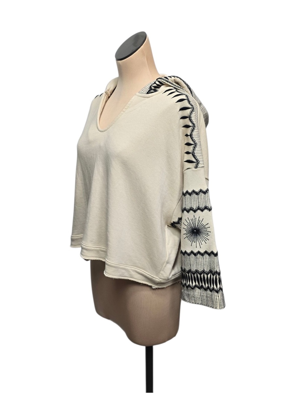 Boho Embroidered Anthropologie Cream Hoodie Top - Picture 4 of 7